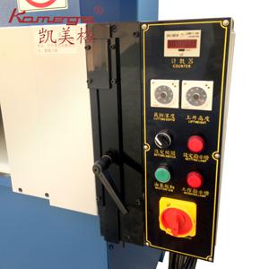 廠家直銷四柱自動(dòng)平衡油壓平面油壓精密液壓裁斷機(jī)沖床機(jī)下料機(jī)